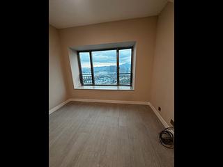 West Kowloon - Sorrento Phase 1 Block 5 07