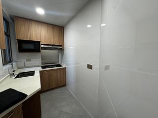 West Kowloon - Sorrento Phase 1 Block 5 11