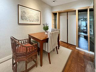 Mid Levels Central - Ying Fai Court 04