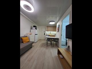 Wan Chai - Wai Tak Building 04