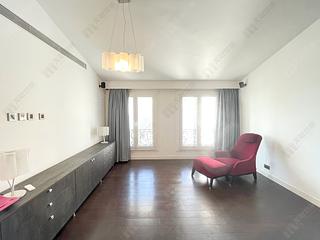 The Peak - Strawberry Hill 07