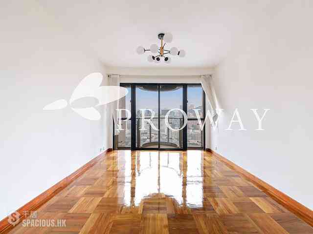 Happy Valley - Beverly Hill 01
