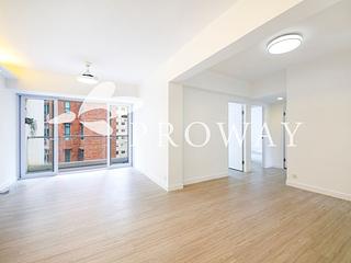 Mid Levels Central - Merry Court 03