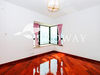 West Kowloon - The Arch 04
