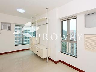 Kennedy Town - The Merton 05