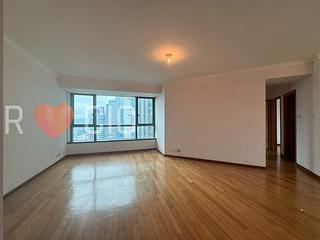 Mid Levels West - 80 Robinson Road 02