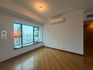 Mid Levels West - 80 Robinson Road 04