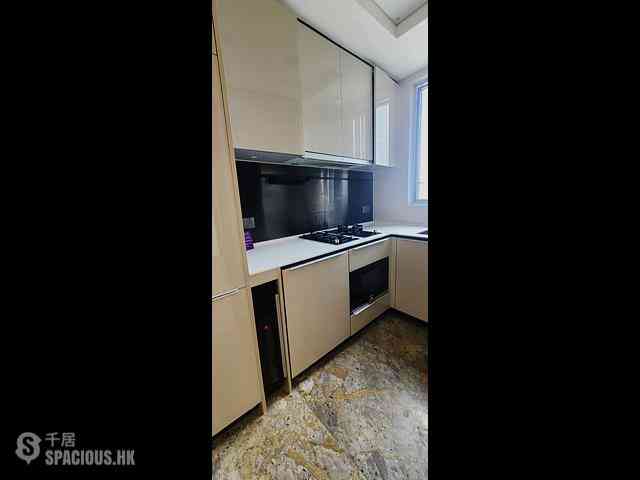 Tung Chung - Century Link Phase 1 Tower 5A 01