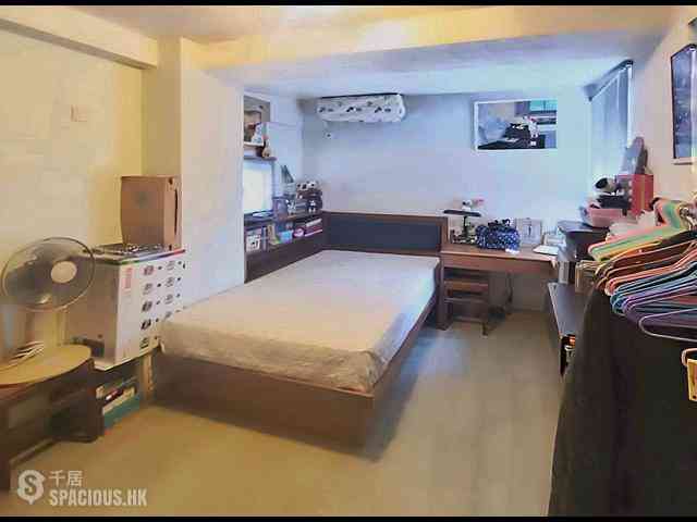 Wan Chai - Phoenix Court 01