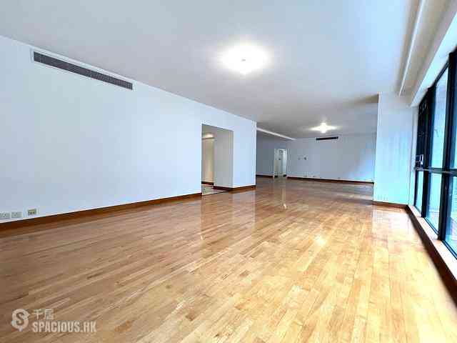 Mid Levels Central - Estoril Court 01