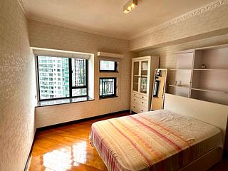 Mid Levels Central - Birchwood Place 05