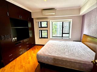 Mid Levels Central - Birchwood Place 06