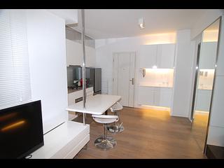 Mid Levels Central - Jadestone Court 10
