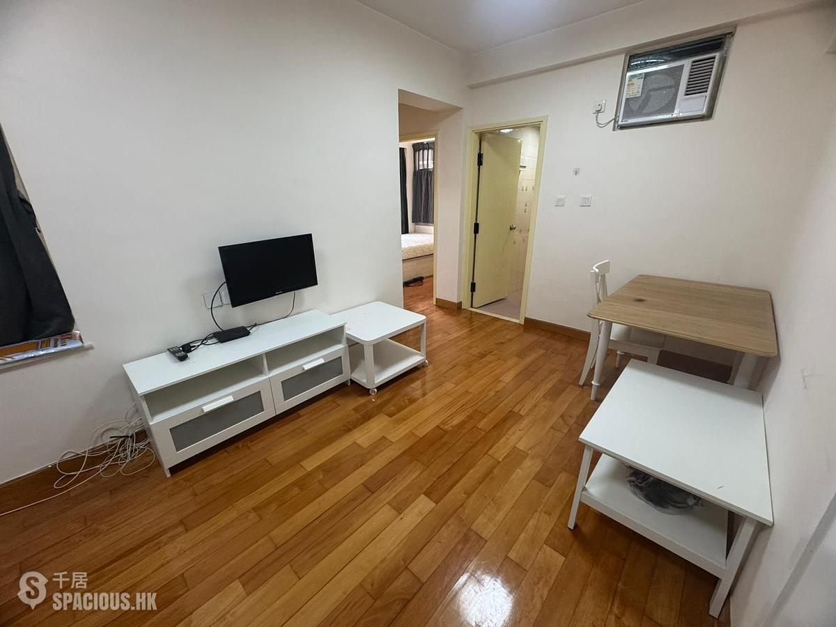 Sheung Wan - Wing Fai Building 01