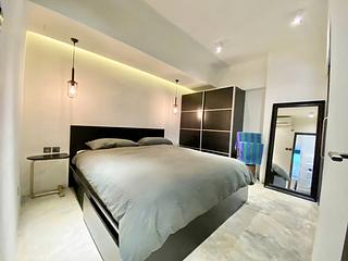 Kennedy Town - New Fortune House Block B 08