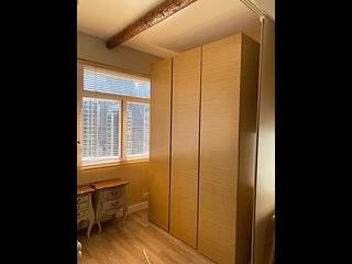 Sai Ying Pun - Koosing Building 04