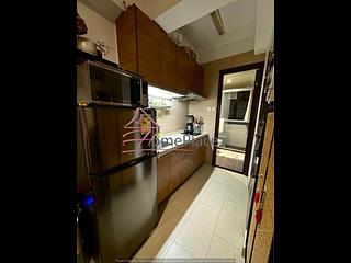 Sai Ying Pun - 99C, High Street 05