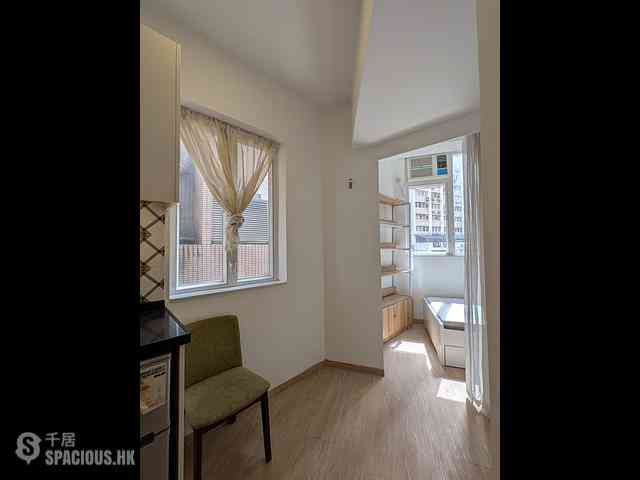 Sheung Wan - 242-244A, Queen's Road Central 08