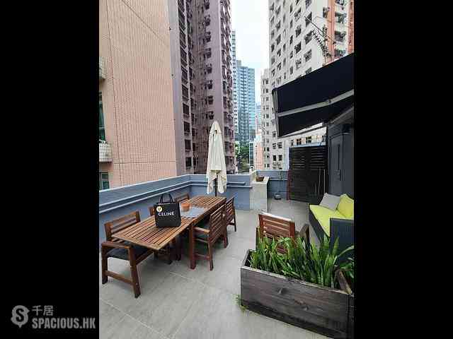 Sai Ying Pun - 168-172, Third Street 01