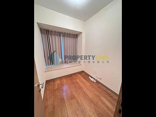Sai Ying Pun - Island Crest Block 2 04