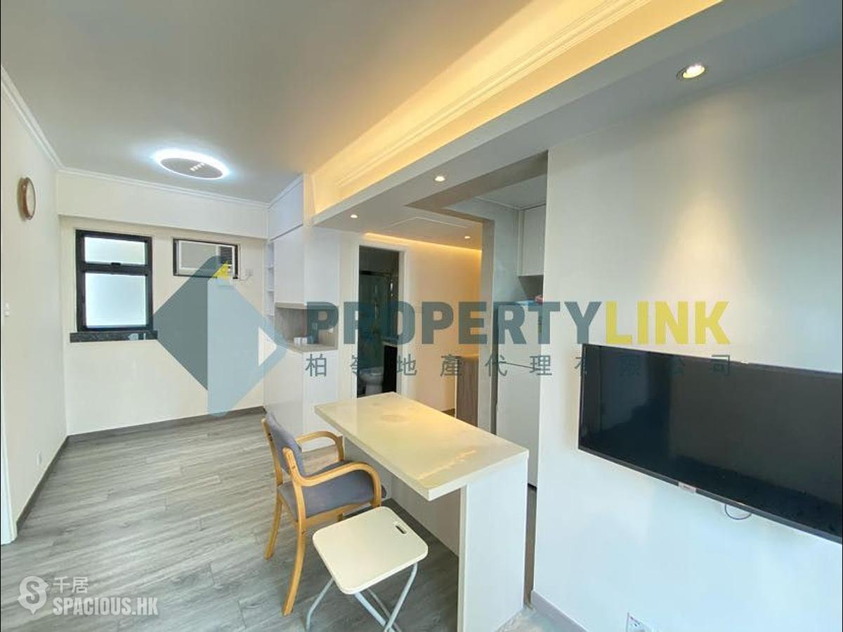 Mid Levels Central - Vantage Park Block 1 01