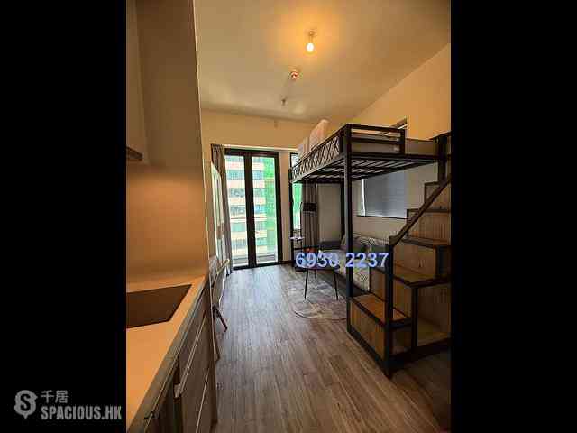 Sheung Wan - AVA128 01