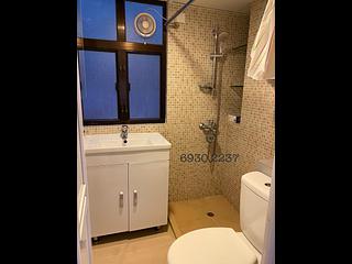 Sai Ying Pun - Wah Lee Building 03