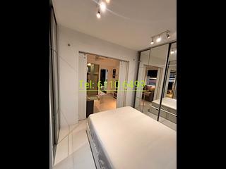 Sheung Wan - 185, Wing Lok Street 08