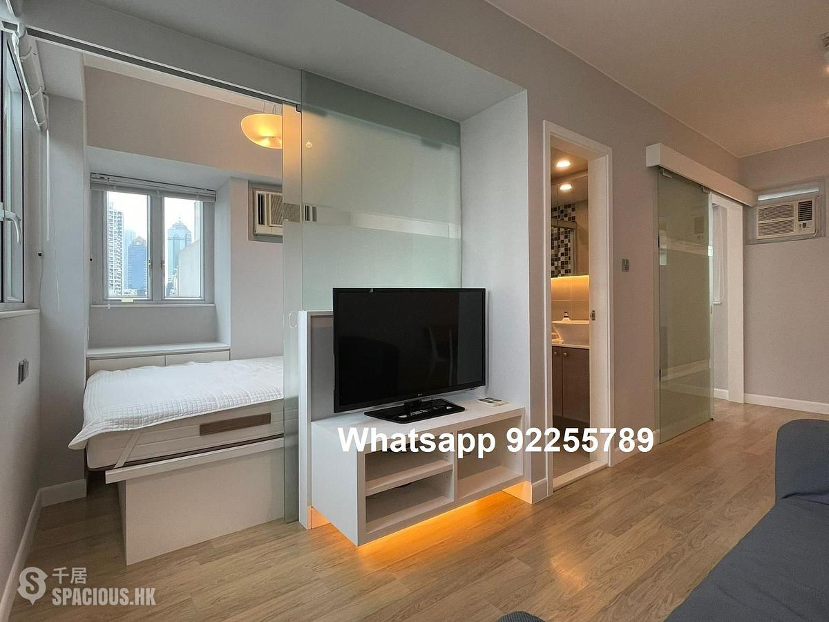 Sai Ying Pun - Fung King Court 01