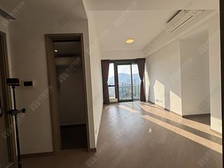 Kai Tak - Upper Riverbank Tower 1 08