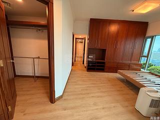 Mid Levels Central - Regence Royale Tower 1 04