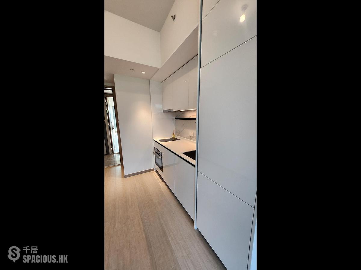 Yau Tong - Chill Residence 01