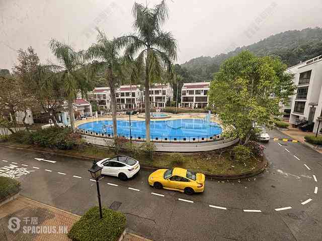 Tai Po Kau - Villa Castell 01