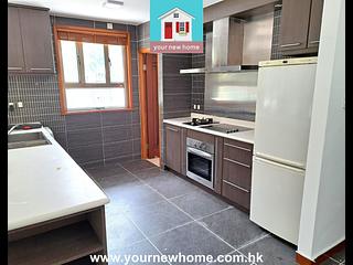 Sai Kung - Robina 04