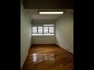 Sai Ying Pun - Sun Luen Building 11