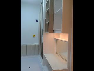 Mid Levels Central - Good View Court 02
