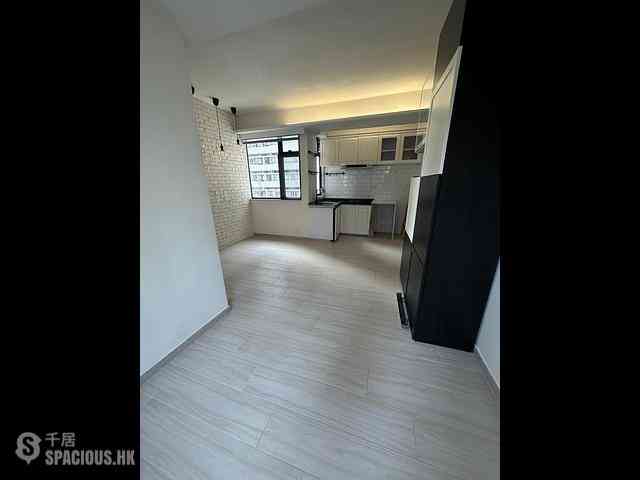 North Point - Fung Cheong Building 04