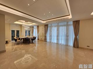 The Peak - 28, Gough Hill Road 04