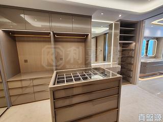 The Peak - 28, Gough Hill Road 05