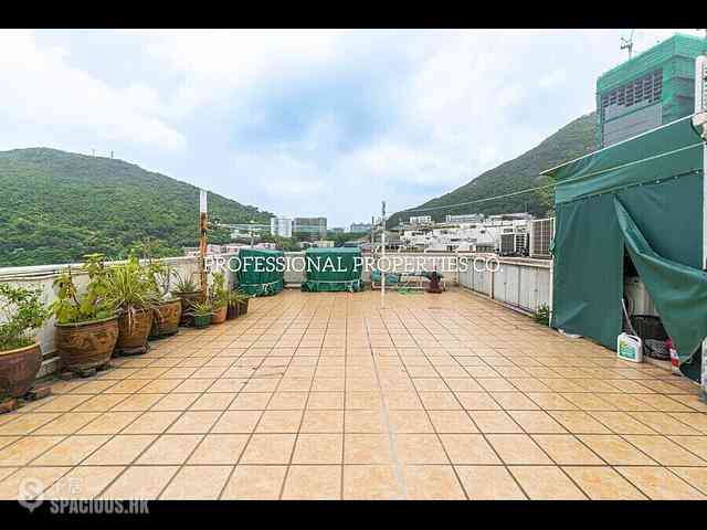 Pok Fu Lam - May Court 01