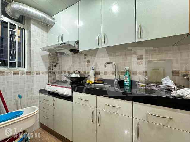 Poho - 152-154, Hollywood Road 08