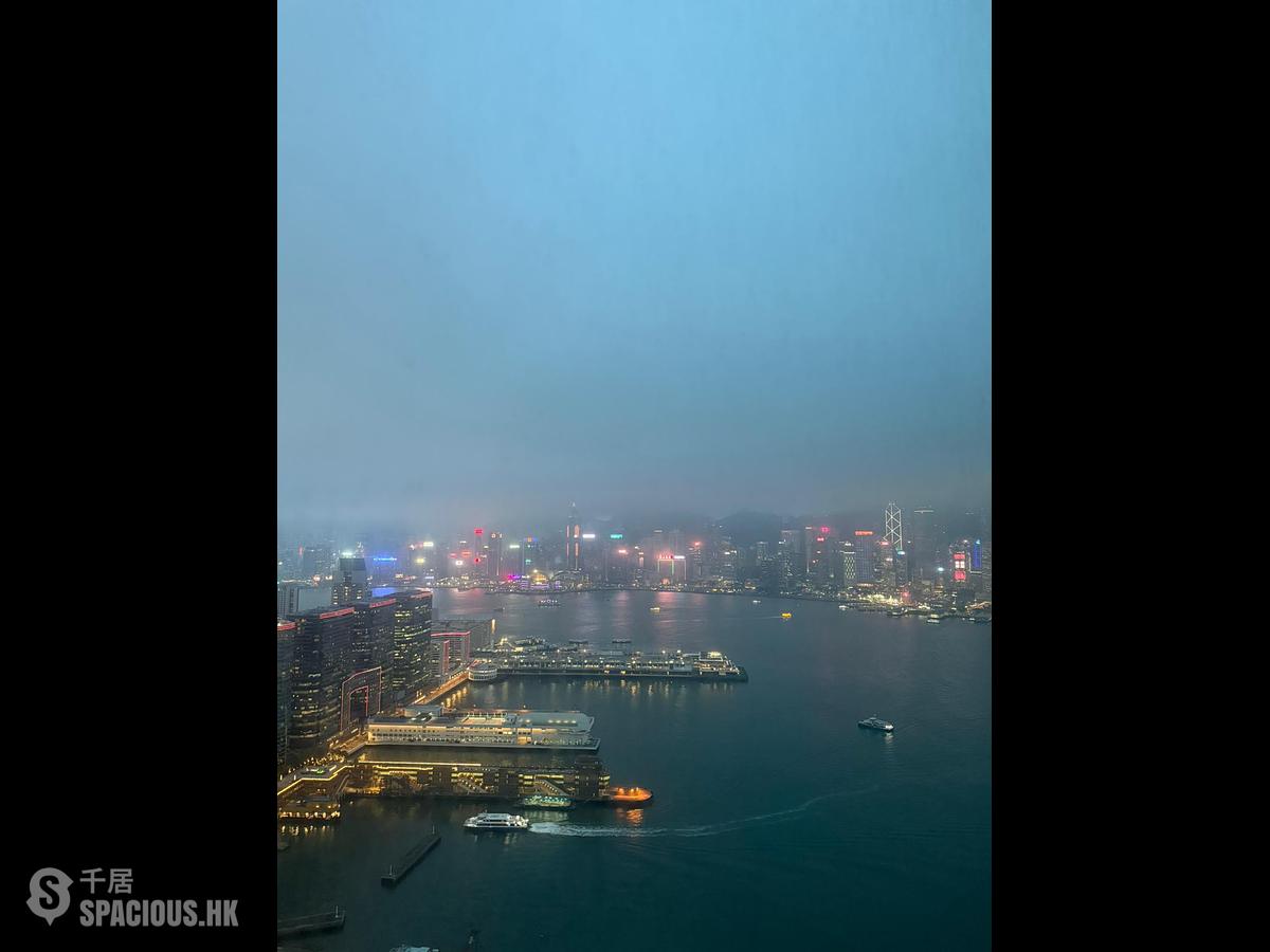 West Kowloon - The Arch Moon Tower (Block 2A) 01
