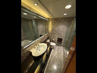 West Kowloon - The Arch Moon Tower (Block 2A) 13