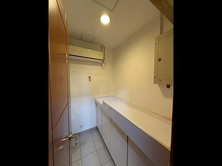 West Kowloon - The Arch Moon Tower (Block 2A) 15