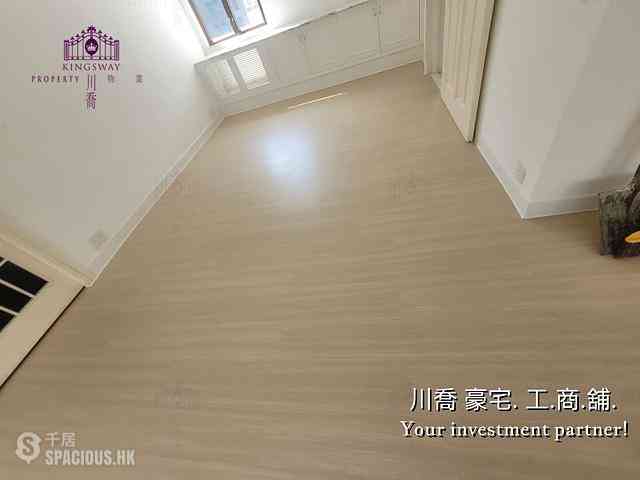 Mid Levels West - Emerald Gardens 07