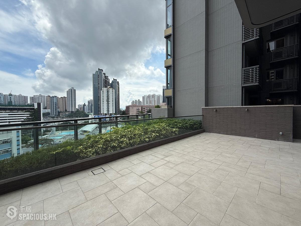 Wong Chuk Hang - The Southside Phase 2 La Marina 01