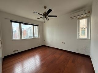 Mid Levels Central - Robinson Garden Apartments 03