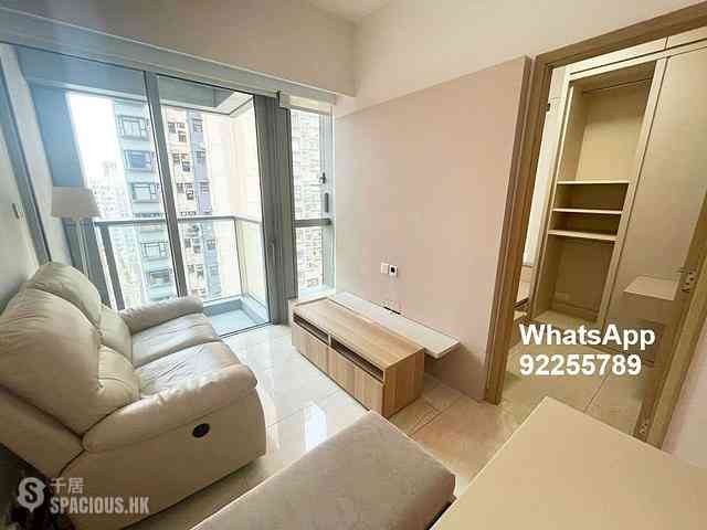 Sai Ying Pun - King's Hill 01