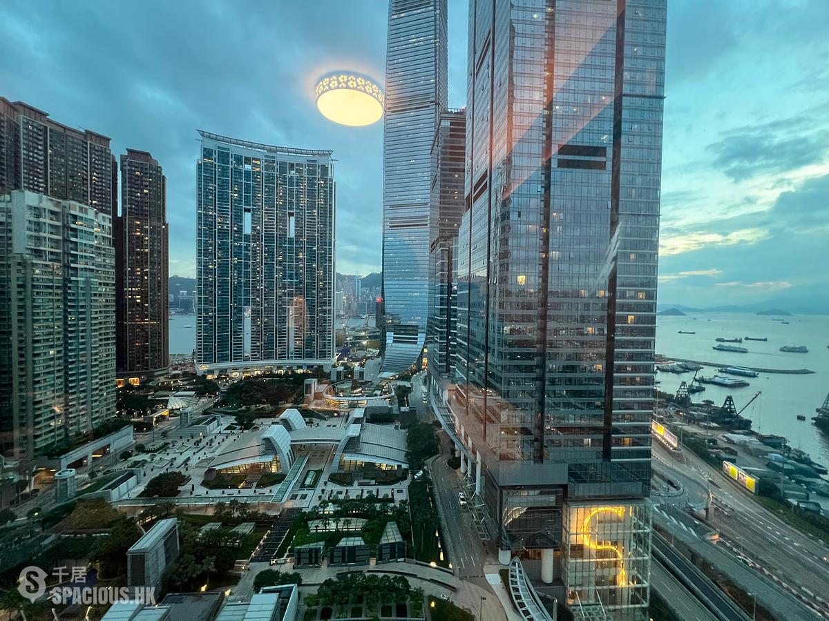 West Kowloon - Sorrento 01