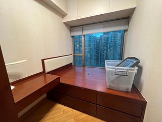 West Kowloon - Sorrento 11